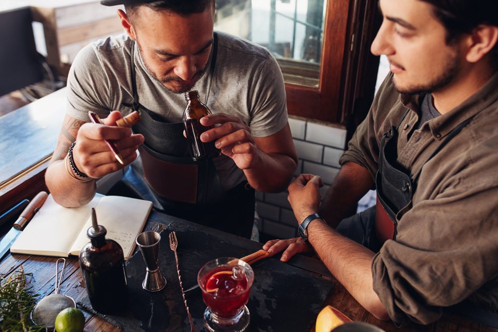 Creating a coctail - generalbev.eu
